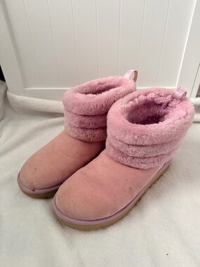 UGG Pink Fuzzy Lined Boot Interior